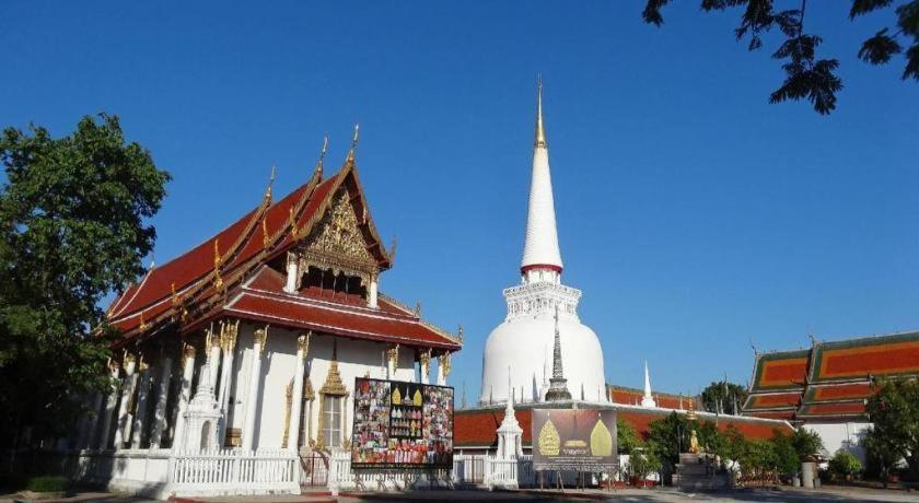 5Box Donmuang Airport Hotell Bangkok Exteriör bild