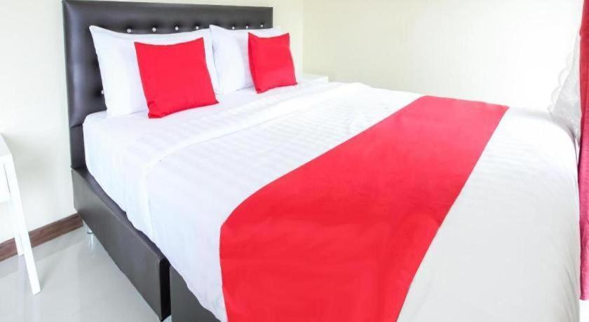 5Box Donmuang Airport Hotell Bangkok Exteriör bild